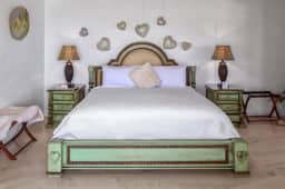 La Gran Villa: Weddings, Retreats, Groups & Celebrations | 8 Bedrooms | Sleeps 16 - Image 2