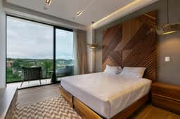 Level 2 | Apartment 2B | 2 Bedrooms - Image 2