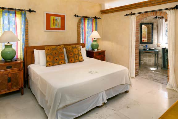 La Gran Villa: Weddings, Retreats, Groups & Celebrations | 8 Bedrooms | Sleeps 16 - Image 5
