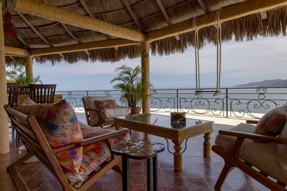 Gran Villa Palapa | Oceanview | 5BR | Sleeps 10 - Image 1